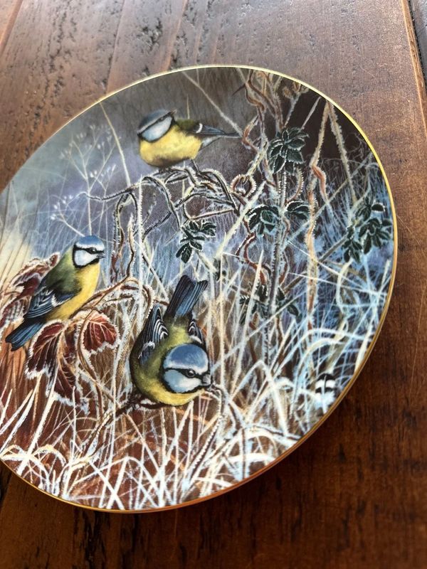 Coalport "Winter Bluetit" collector plate "Frosty Mornings" limited edition collection