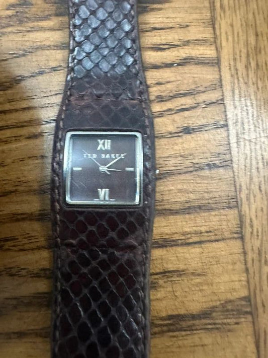 Ted Baker TB232BR watch and case