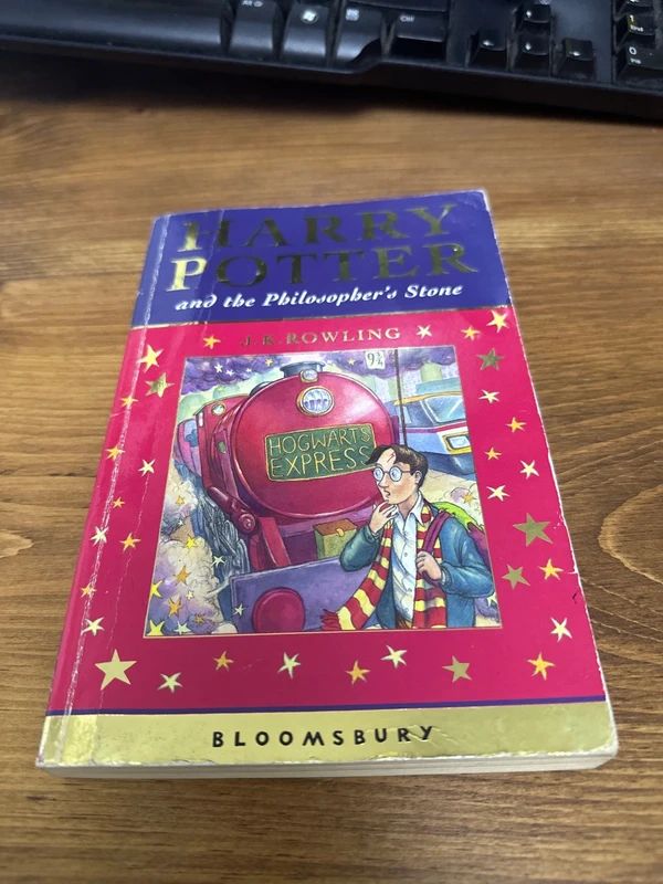 Harry Potter and the Philosophers Stone. - first print