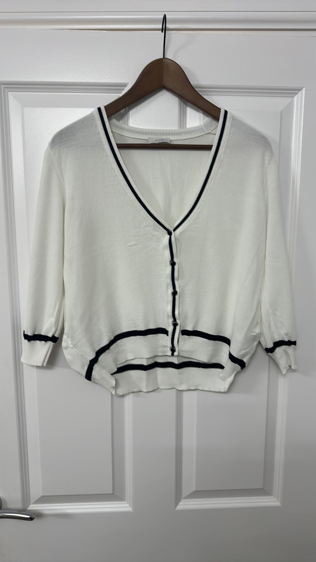 RIANI White Fine Knit Button-Up Cardigan with Navy Tipping size 10