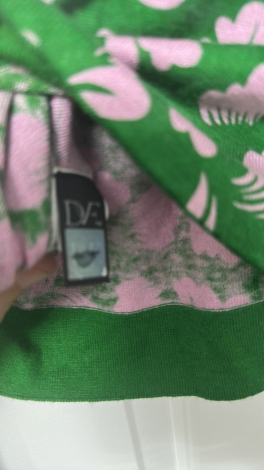 Diane von Furstenberg DVF Green and Pink Floral Silk Blend Cardigan size Medium