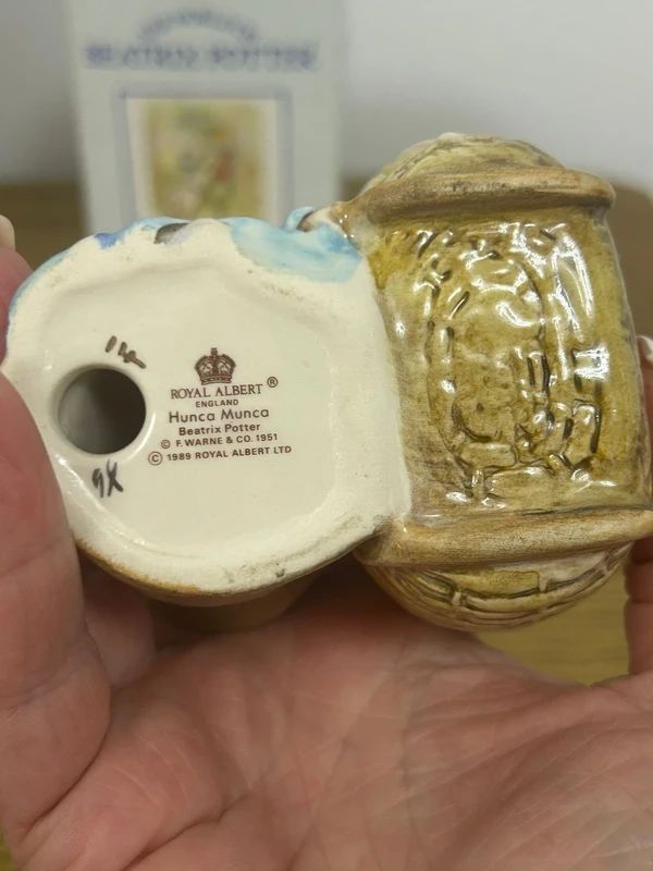 Royal Albert Beatrix Potter "Hunca Munca" with original box
