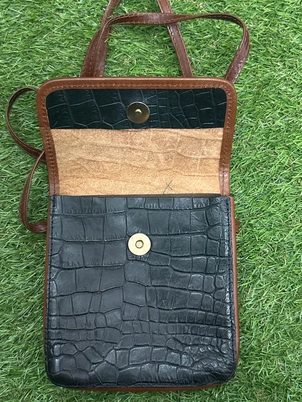 Vintage Ravasi Polo Bag black croc embossed leather crossbody bag