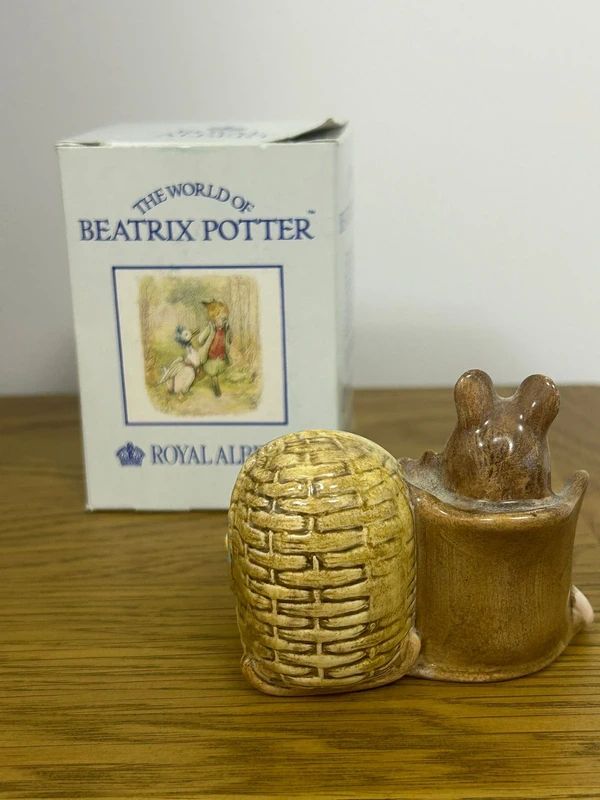 Royal Albert Beatrix Potter "Hunca Munca" with original box