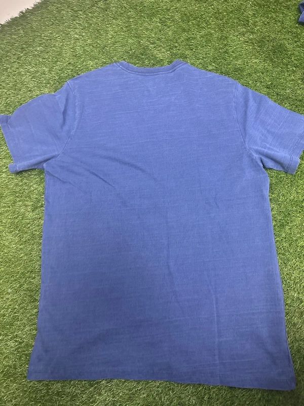 Levi’s Large T-Shirt - New