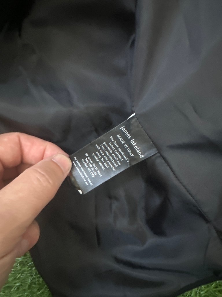 James Lakeland Women's Black Blazer