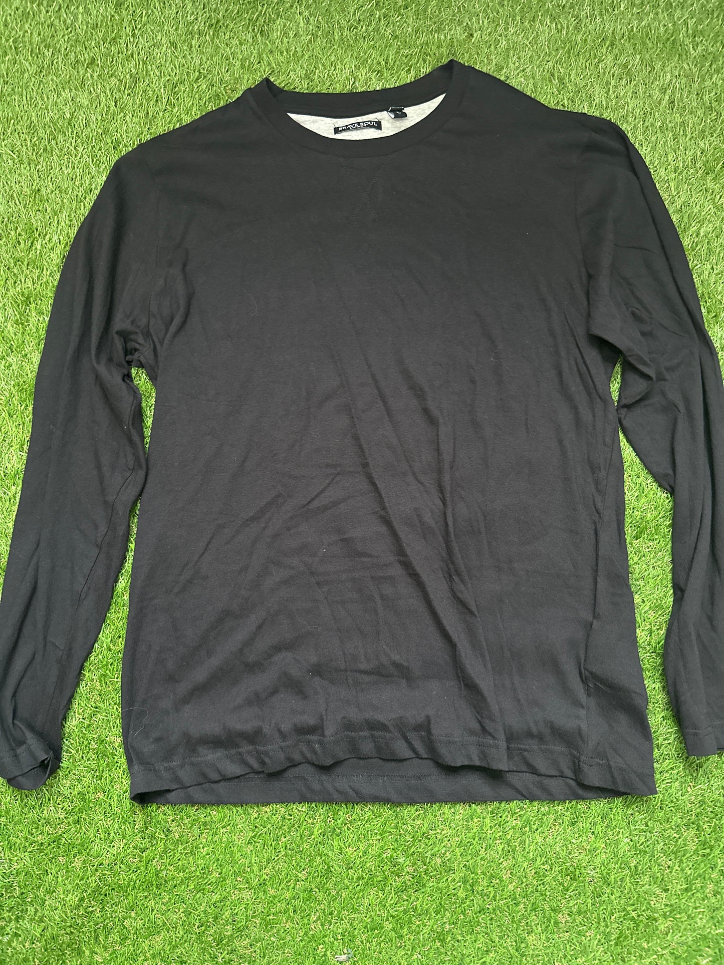 Brave Soul Large long sleeve crew neck - new