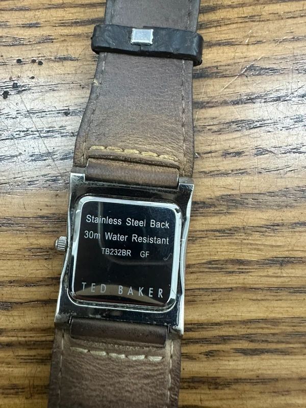 Ted Baker TB232BR watch and case