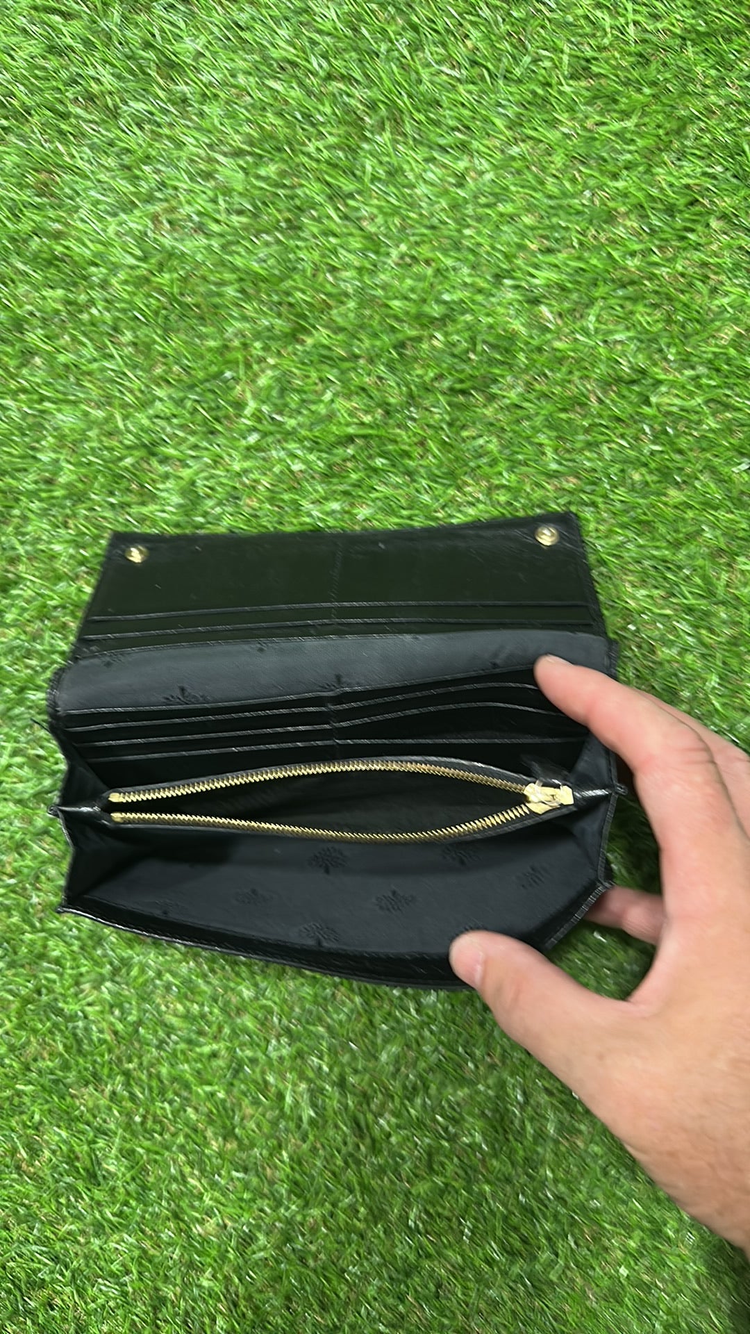 Mulberry Plaque Continental Wallet in Black Small Classic Grain Leather