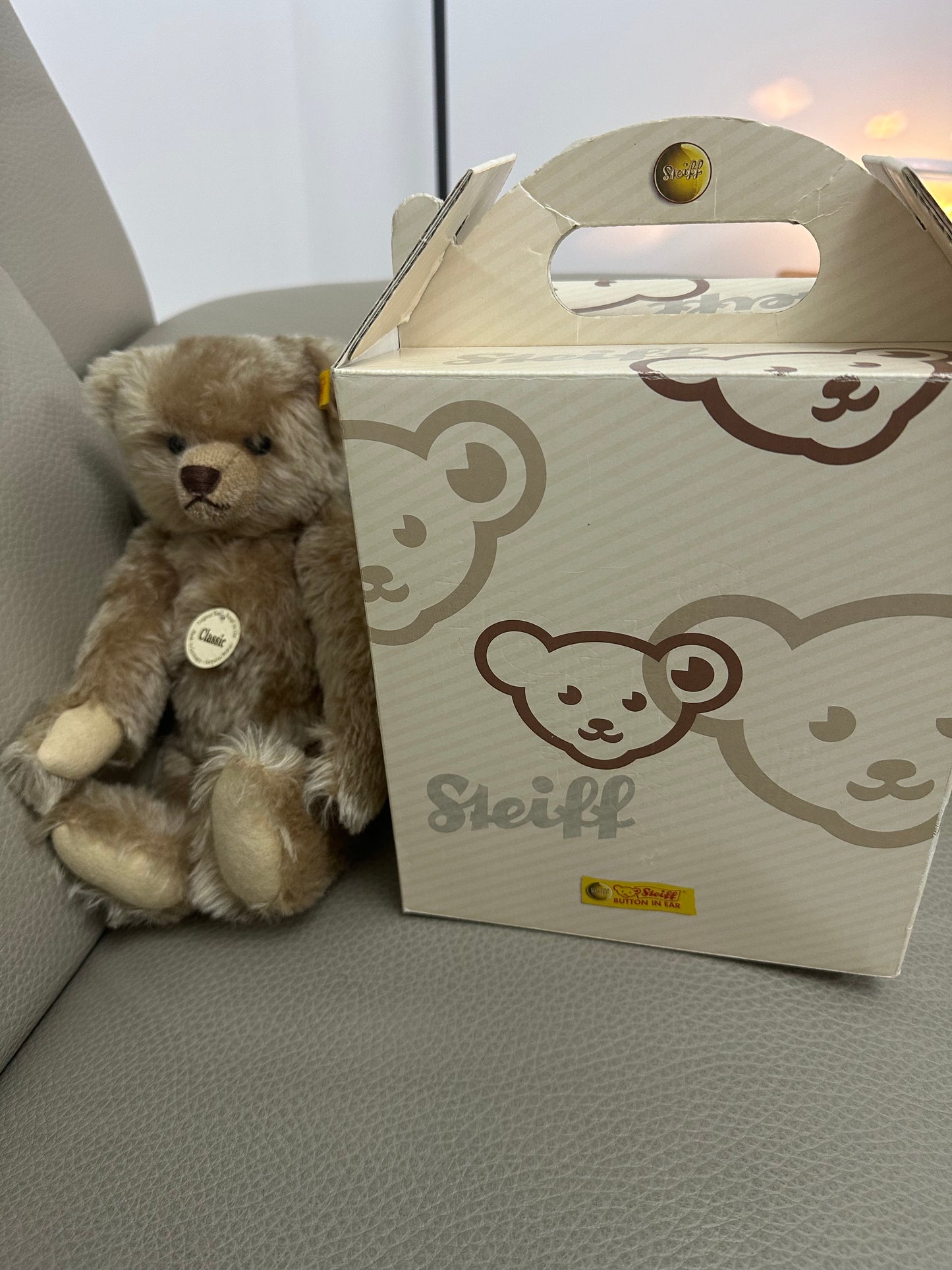 Steiff Classic Teddy Bear (EAN 005138)